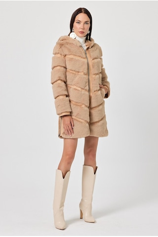 Martina Camel Tüylü Mont 001