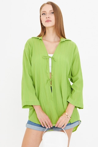 Armonika Kadın Fıstık Yeşili Gömlek Yakalı Önden Bağcıklı Kimono Gömlek Arm-25k001006