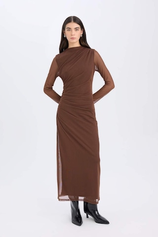 DeFacto Bodycon Vücudu Saran Yarım Balıkçı Yaka Tül Uzun Kollu Maxi Elbise E3548AX24WNBN167 Kahve
