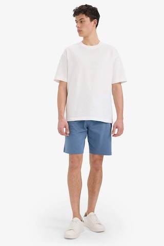 DeFacto Slim Fit Dar Kesim Cepli Pamuklu Basic Düz Bermuda Şort W1105AZ25SPBE808