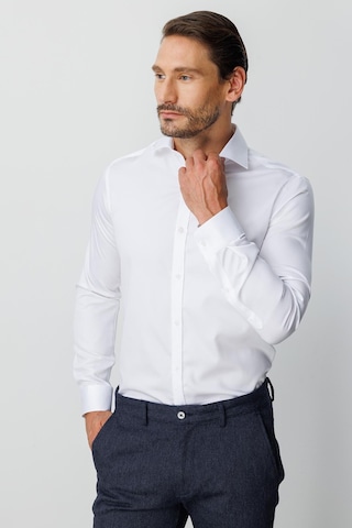 Igs Beyaz Slim Fit Dar Kalıp Klasik Yaka Düz Uzun Kollu Cepsiz %100 Pamuk Gömlek-20000 Beyaz