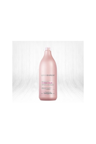L'Oréal Professionnel Serie Expert Resveratrol Vitamino Color Boyalı Saçlar Şampuan 1500 ML L'Oréal Professionnel Serie Expert Resveratrol Vitamino Color Boyalı Saçlar Şampuan 1500 ML