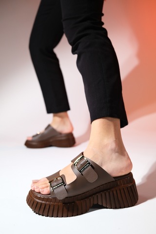 Luvishoes Joanes Kahve Cilt Hakiki Deri Çift Bantlı Kadın Dolgu Taban Terlik Kahverengi