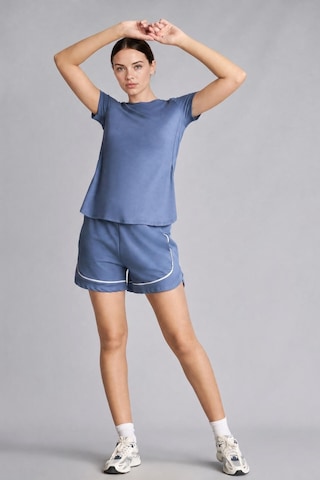 Defacto Biyeli Standart Fit Sporcu Kısa Paça Şort I3206ax26aube364 Mavi-be364