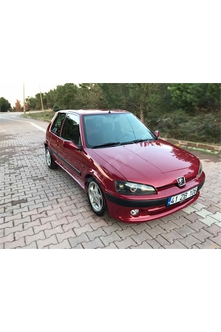 PEUGEOT 106 GTI ÖN TAMPON ( tampon bantlı şekildedir)