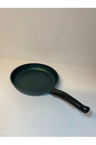 Peramari Döküm Tava 26 Cm Yeşil