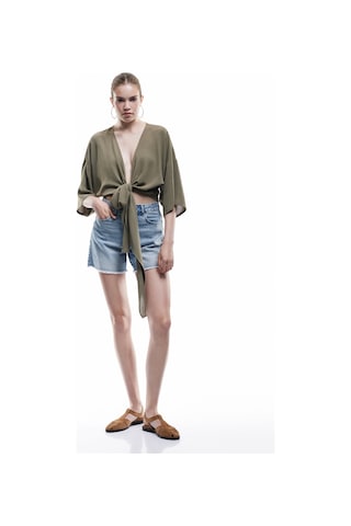 Koton Kısa Kollu Kruvaze Yaka Bağlama Detaylı Oversize Kimono Haki 5sal50003ıw Haki