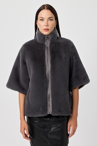 Cecilia Kül Gri Kadın Tüylü Mont 001