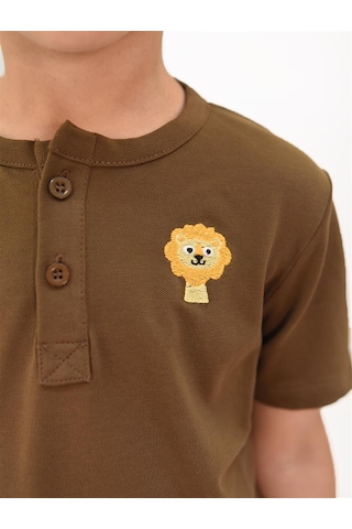 Luess Erkek Çocuk Nakış Detaylı Hakim Yaka Tshirt Kahverengi