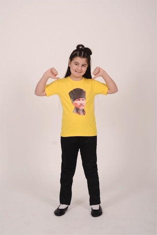 Alm Atatürk Baskılı T-shirt SARI