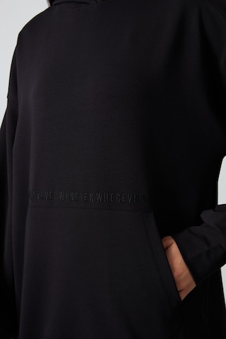 Tommy Life Siyah Balon Kol Yazı Nakışlı Kadın Oversize Tunik Sweatshirt - 97163 Siyah