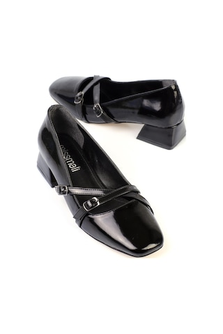 Shoetek Elvinya Kadın Stiletto Kalın Topuklu Çapraz Bantlı Tokalı Küt Burunlu Ayakkabı Siyah Rugan Siyah Rugan