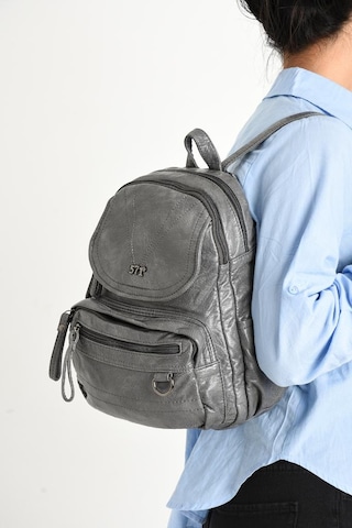 Baginn Y.s.deri Mini Boy Kadın Sırt Çantası Vegan Deri Bayan Sırt Çantası 27 20 Cm Yumuşak Doku Çok Cepli Gri