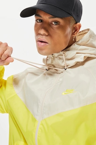 Nike Windrunner Full Zip Jacket Kapüşonlu Erkek Ceket Rüzgarlık Sarı Krem Sarı