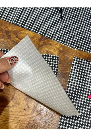 6 Lı Leke Turmaz Çiçekli Ekose Çatal Bıçak Sunum Peçete Kahve Sunum 18x16 Cm Siyah