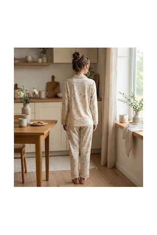 Pijamoni Kadın Premium Milan Kumaş Gömlek Yaka Uzun Kollu Pijama Takımı Desenli Sarı
