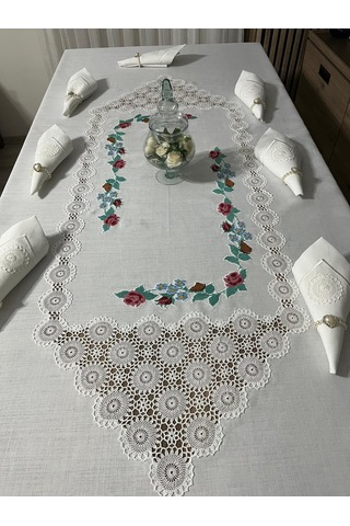 Kaneviçeli Masa Örtüsü Açık Krem