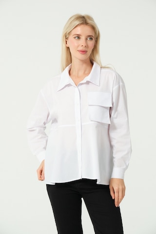 S'amore Clothing Cep Detay Polo Yaka Gömlek Beyaz