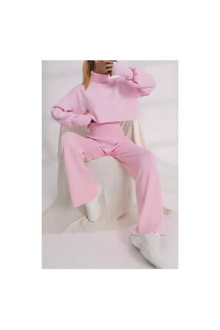 De Pose Pembe Parmak Geçmeli Crop Yüksek Bel Triko Takım