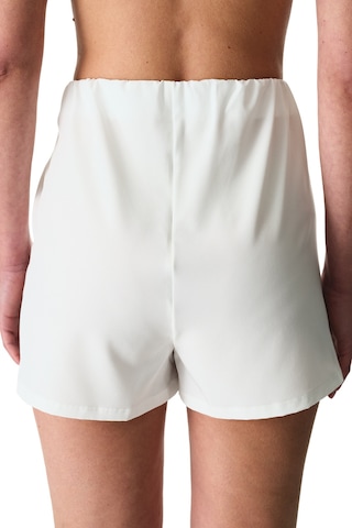 Penti Beyaz Skirt Deniz Şortu