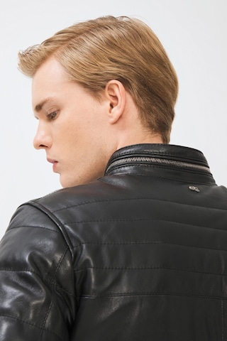 Drake Siyah Deri Mont 111528 001