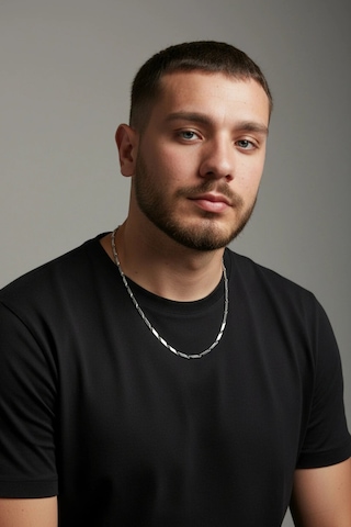 Erkek Küp Üçgen Model Çelik Kolye Gümüş