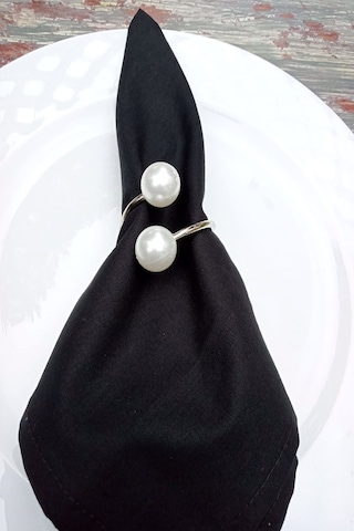 6 Adet Gümüş Metal Halkalı Krem Incili Peçete Yüzüğü