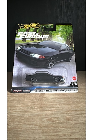 Hot Wheels Premium Nissan Skyline Gt-r Bnr32 Siyah Hot Wheels Premium Nissan Skyline Gt-r Bnr32 Siyah