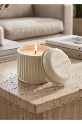 The Mia Calm Peony Blush Kokulu Krem Kapaklı Mum 600 Gr 10 Beyaz