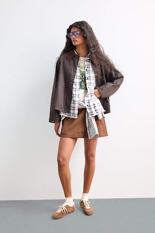 Defacto Su Geçirmez Relax Fit Kontrast Yaka Fermuarlı Mont E8623ax25aubn530 Kahve