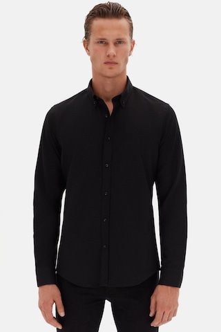 D'S Damat Ds Damat Slim Fit Siyah Oxford Düğmeli Yaka Kolay Ütülenebilir Nakış Detaylı Pamuklu Gömlek 4HC02ORT03265 Siyah