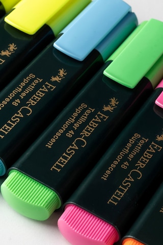 Faber-Castell Fosforlu Kalem Seti, 8’li, Su Bazlı Mürekkep, Kesik Uç, 3 Farklı Çizgi Kalınlığı