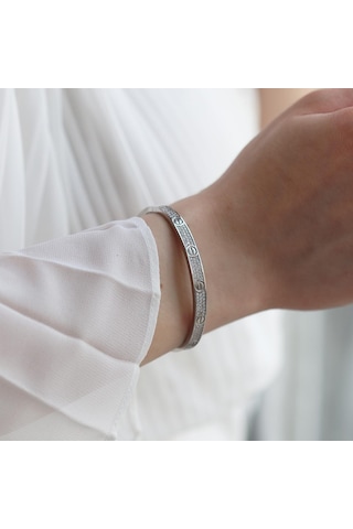 Crtr Modeli Zirkon Taşlı Gümüş Kelepçe Gümüş