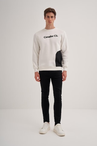 Cazador 3 İplik Şardonlu Sweatshirt 5028 Beyaz Siyah