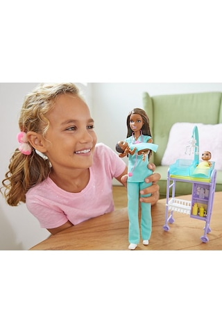 Barbie Ben Büyüyünce Çocuk Doktoru Oyun Seti Dhb63 - Gkh24
