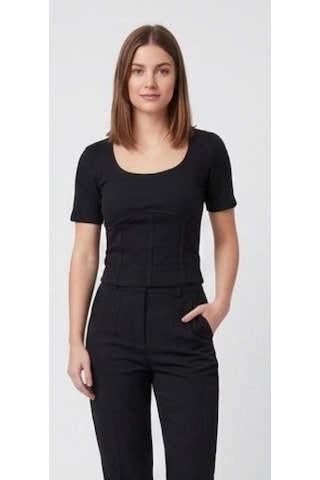 Kadın Basic Slim Fit Tişört , Modern Ve Rahat Günlük Stil SIYAH Kadın Basic Slim Fit Tişört , Modern Ve Rahat Günlük Stil SIYAH