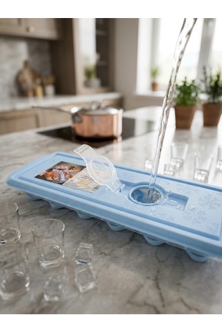 House More Kapaklı Buz Kalıbı - Silikon Tabanlı Kolay Çıkarılabilir Hazneli 4 Renk Seçenekli Mavi