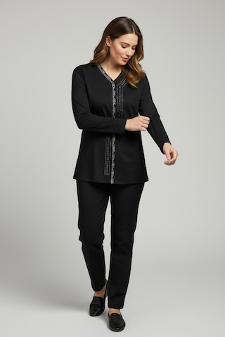 Kadın Önü Kapalı Düğme Detaylı Taşlı Nergis Mevsimlik Bluz Siyah