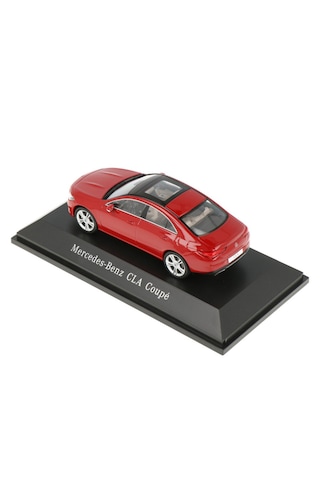 1:43 Spark 2019 Mercedes Benz Cla C118