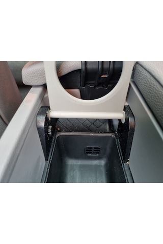 Bmw E60 5 Serisi Orta Konsol Bölmesi