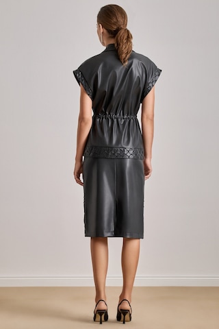 Diz Altı Siyah Deri Etek Siyah