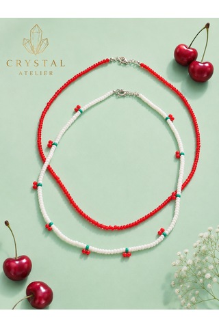 Crystal Atelier 2'li Kiraz Boncuk Kolye Seti El Yapımı Kum Boncuk Beyaz Kırmızı İkili Choker Kombini Meyve Temalı Kadın Hediyelik Kolye