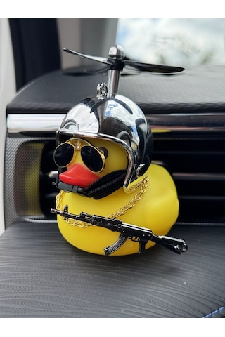 Stikerok Aracın İçinde Kasklı Ve Gözlükleri Olan Ördek 239436032