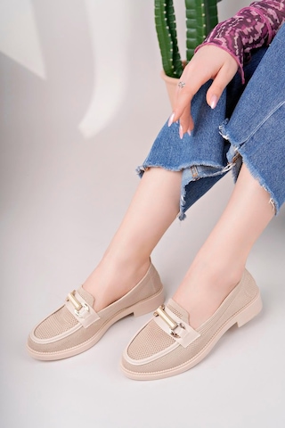 Aymood Kadın Nude Zincir Tokalı Kalın Taban Pu Deri Günlük Klasik Topuklu Loafer Makosen Ayakkabı F Krem Te Bej