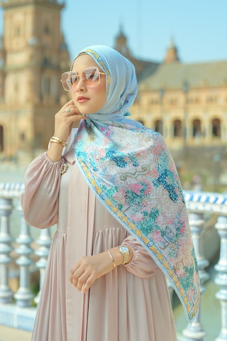 Buttonscarves Sevilla Saten Şal - Cielo Mavi