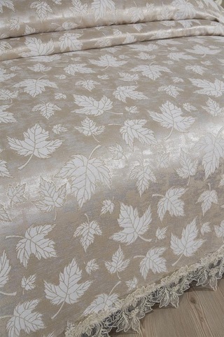 Çeyiz Diyarı Fransız Dantelli Seravelle Çift Kişilik Yatak Örtüsü 230x250 Cm Bej