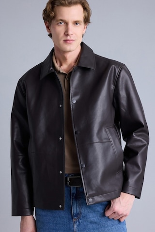 Defacto Su Geçirmez Regular Fit Polo Yaka Astarlı Çıtçıt Kapamalı Cepli Suni Deri Mont H2233ax26aubn338 Kahve-bn338