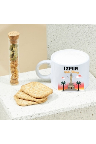 Kişiye Özel İzmir Tasarımlı Motto Kahve Fincanı Şehir Aşıklarına Özel Şık Tasarım Beyaz