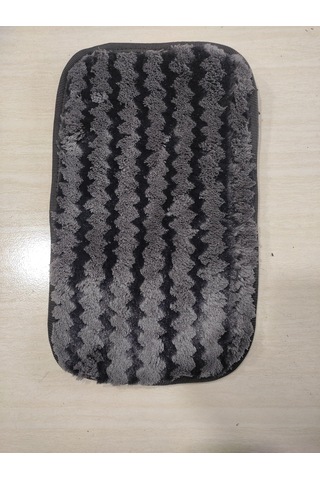 Oto Kolcak Pedi Kısa Tüylü Peluş Kaymaz 31 X 20 Cm