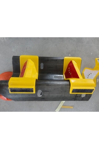 Güneş Enerjili Çelik Bariyer Reflektörü